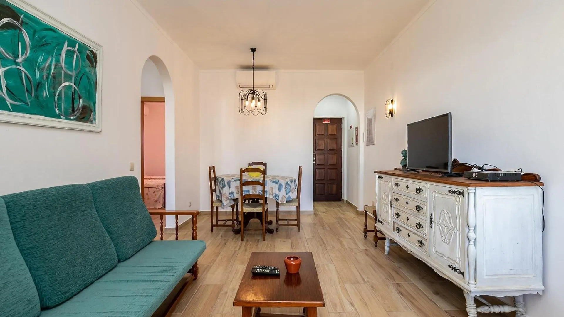 Ferienwohnung Akisol Armacao Pera Relax Armação de Pêra Apartment