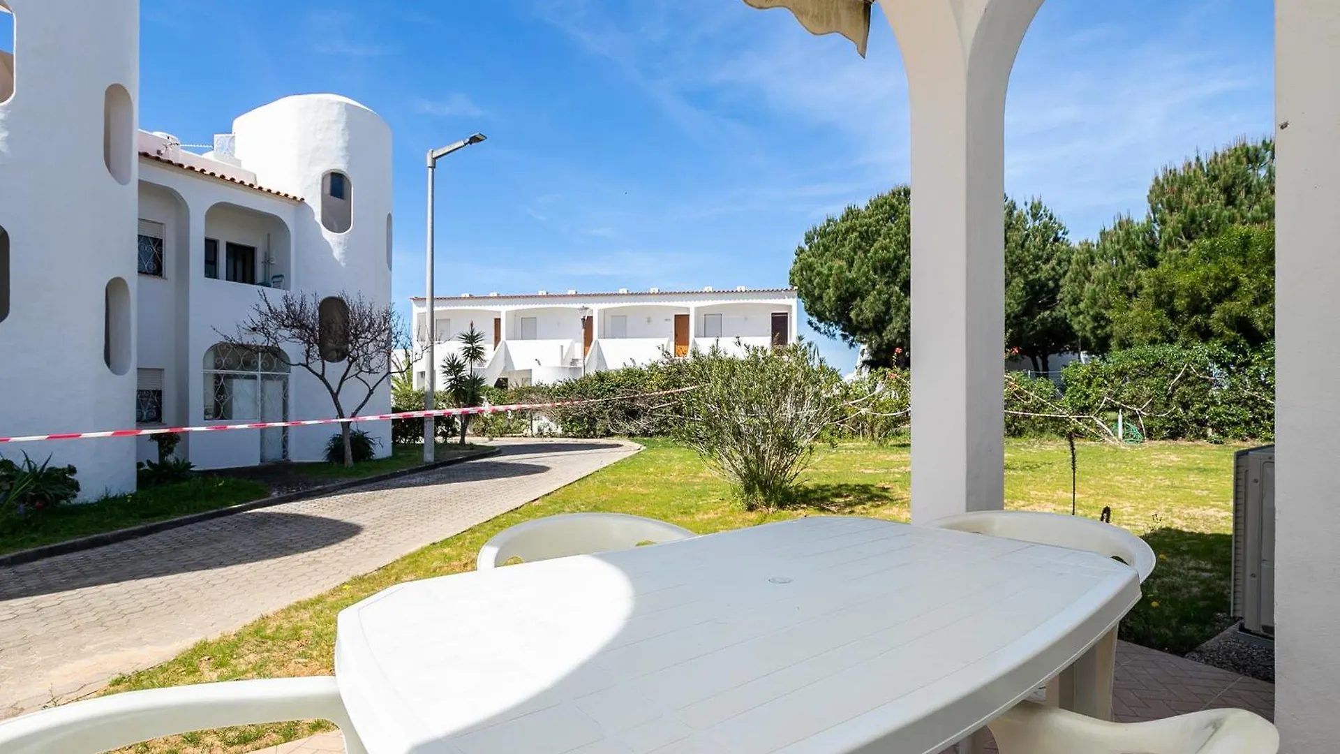 Ferienwohnung Akisol Armacao Pera Relax Armação de Pêra