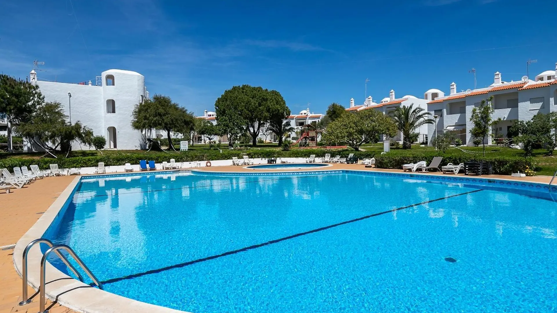 Ferienwohnung Akisol Armacao Pera Relax Armação de Pêra 0*,  Portugal
